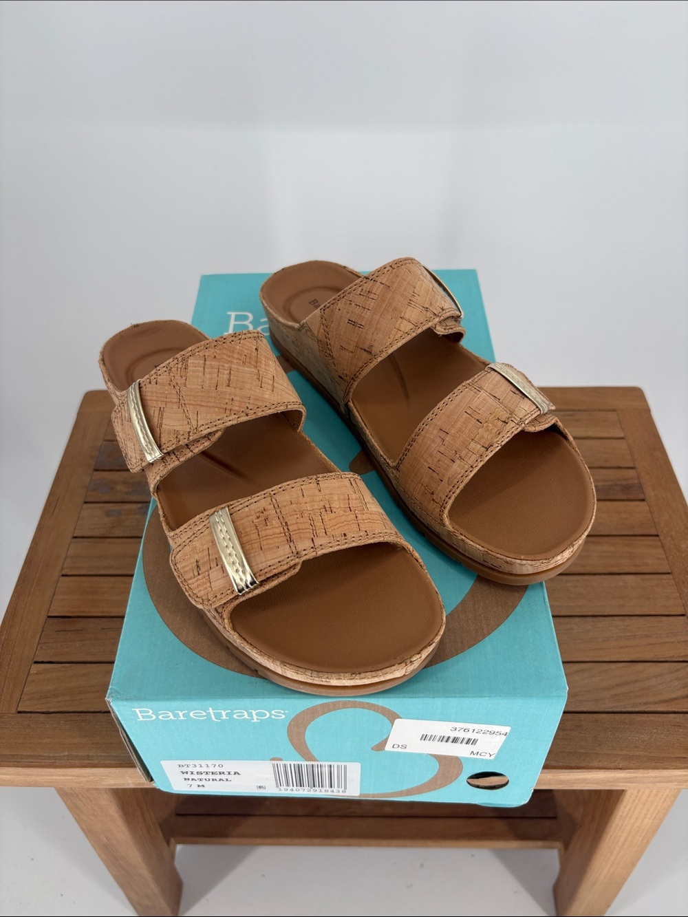 New Women’s Wisteria Natural Bare Traps Slide Sandals size 7M